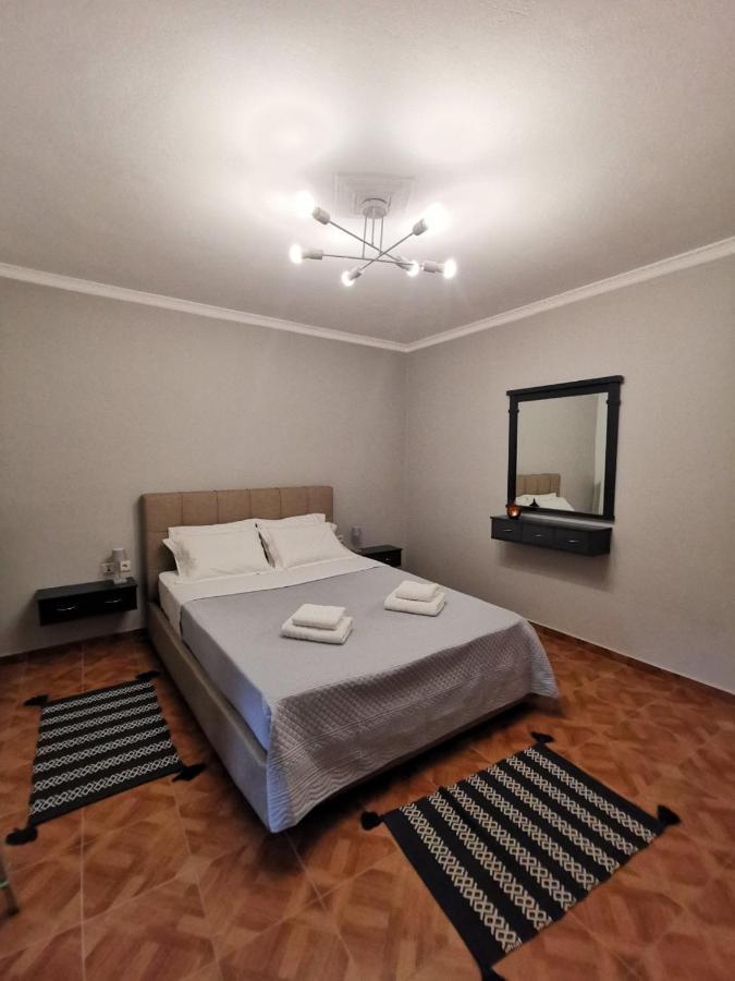 Antonela Sunshine Apartment By Corfu Escapes Pérama Kültér fotó